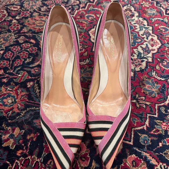 Sergio Rossi Italian luxury pumps chic timeless - Picture 1 of 11